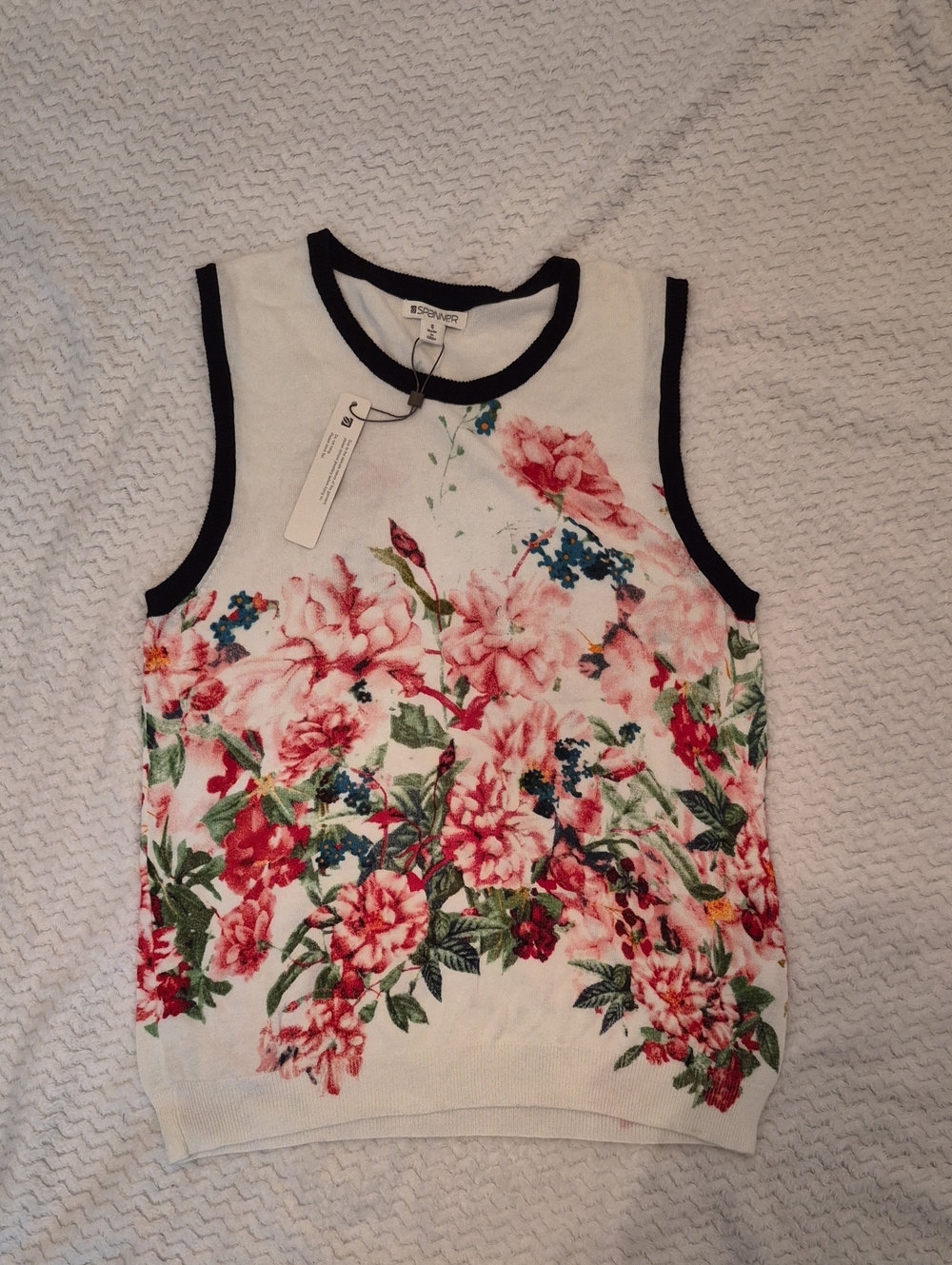 Spanner Floral Knit Sleeveless Top - White with Pink Floral